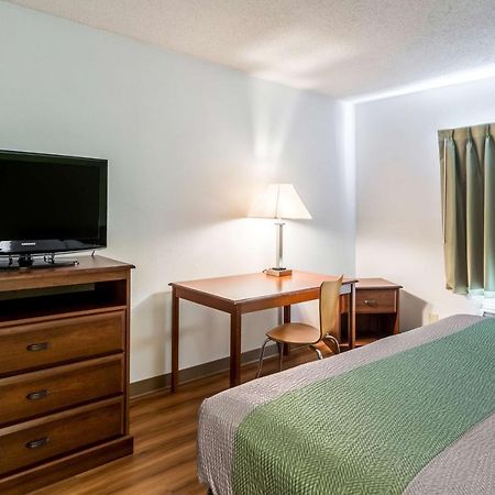 Motel 6-Petersburg, Va - Fort Lee Екстериор снимка