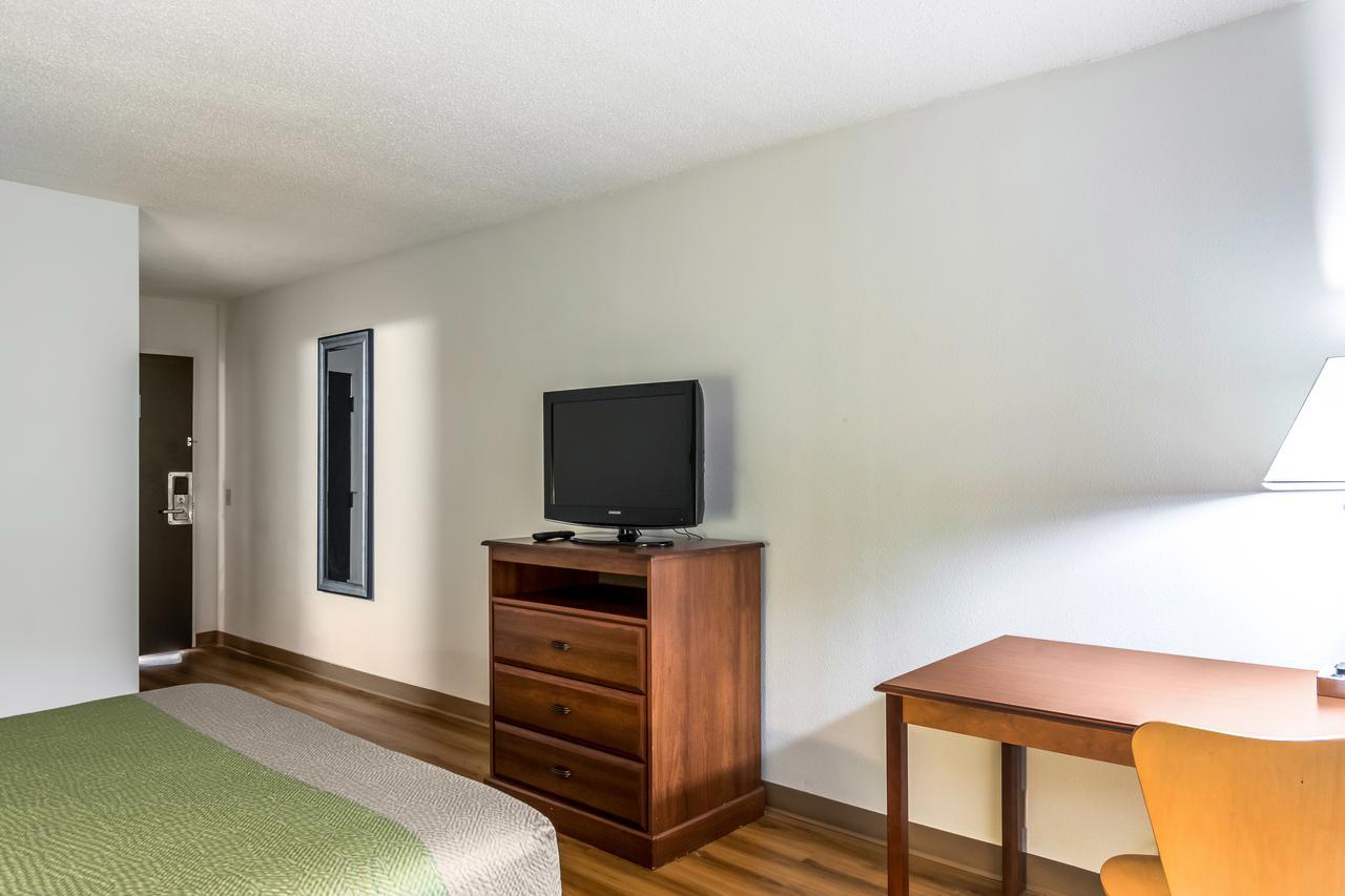 Motel 6-Petersburg, Va - Fort Lee Екстериор снимка
