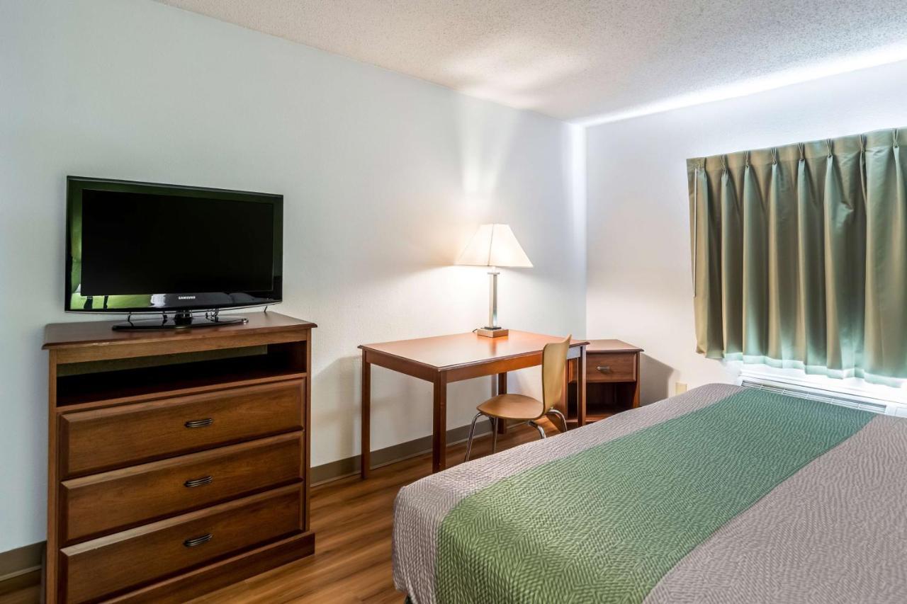 Motel 6-Petersburg, Va - Fort Lee Екстериор снимка