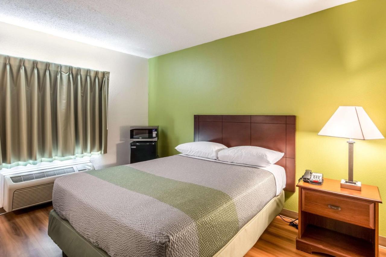 Motel 6-Petersburg, Va - Fort Lee Екстериор снимка