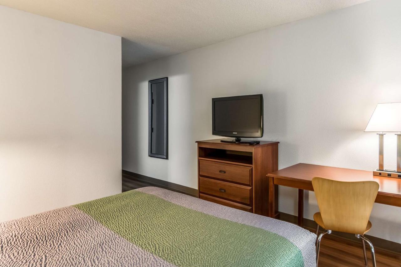 Motel 6-Petersburg, Va - Fort Lee Екстериор снимка